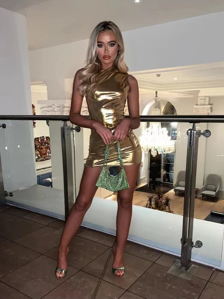 Abiti aderenti sexy con una spalla per le donne Mini abito attillato irregolare solido Festa femminile Nightclub Glutei Abito corto vestido