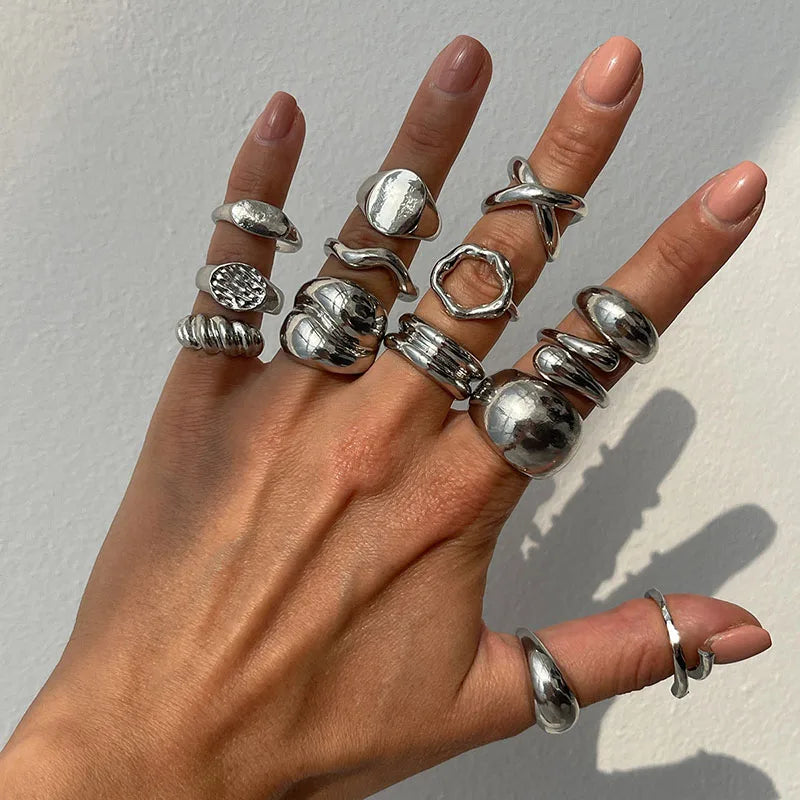 Anelli di metallo vintage di moda per le donne Regalo Punk Hip Hop Oro Argento Colore Irregolare Knuckle Joint Ring 14 pezzi / set