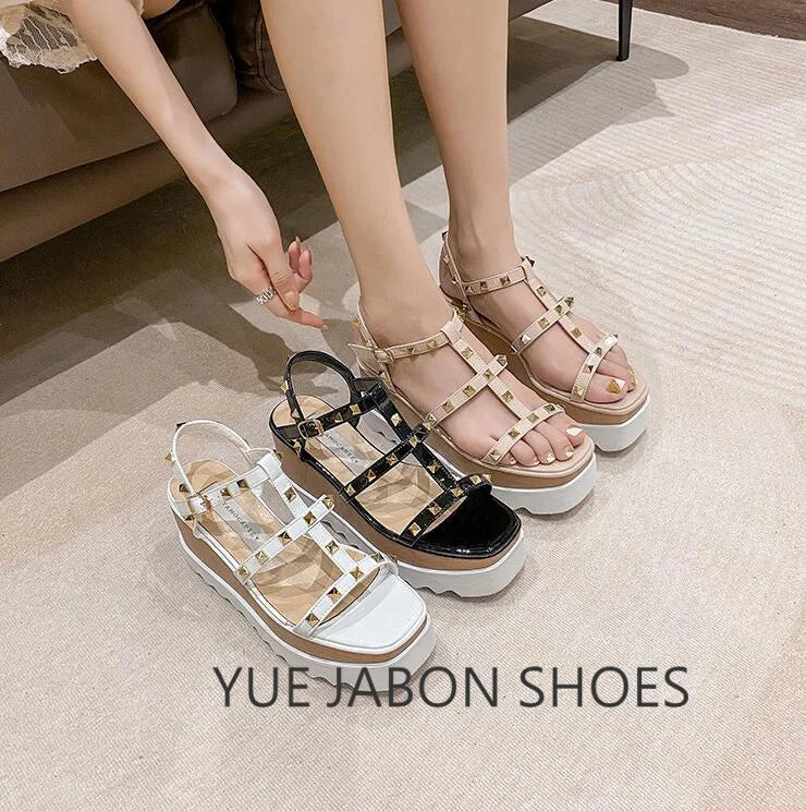 Genuine Leather Buckle Strap Sandals Breathable Sneakers Stars women summer rivets shoes Korean Style Platform Casual Shoes