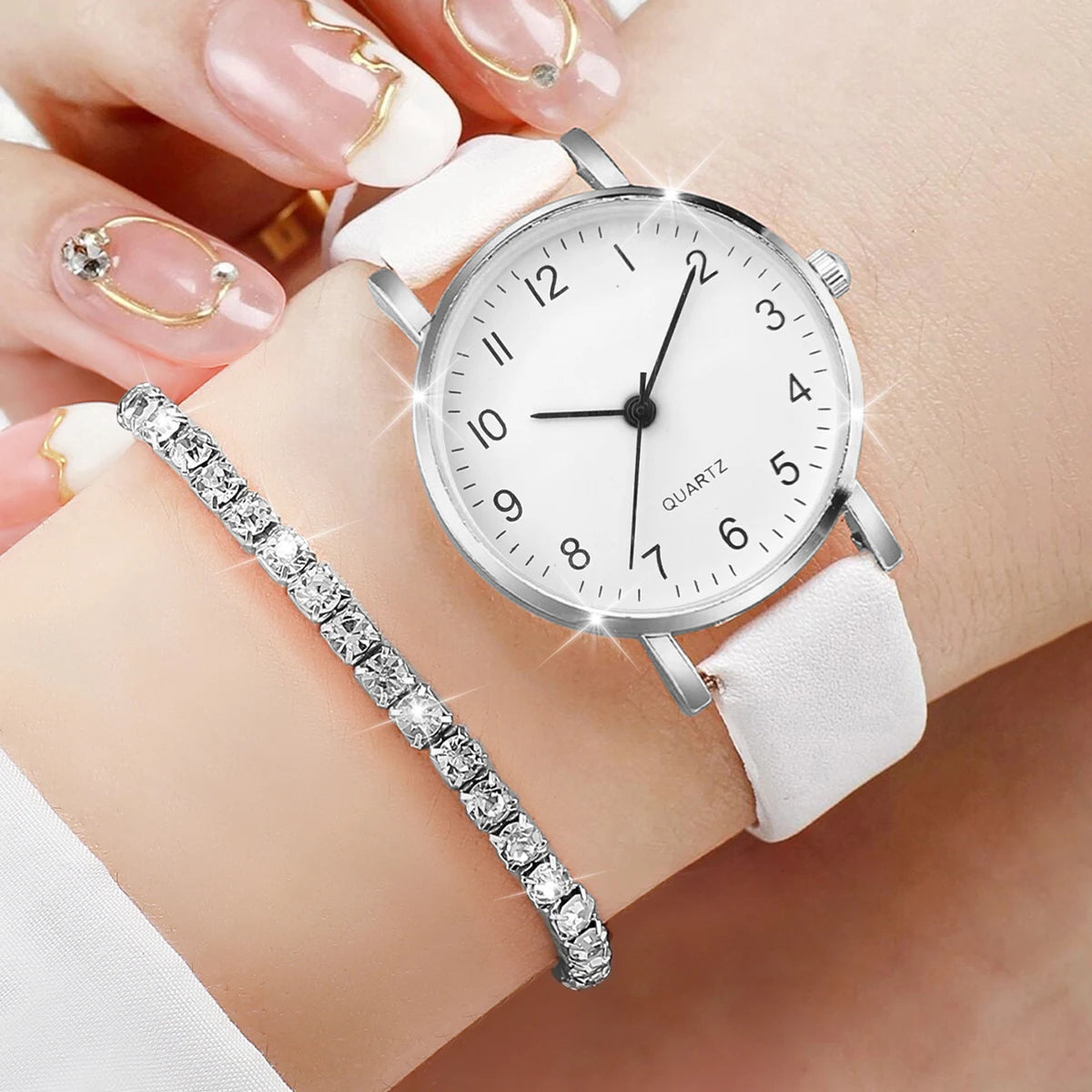 5/6 pezzi orologio al quarzo da donna alla moda cinturino in pelle orologi analogici al quarzo con gioielli con diamanti (senza scatola)