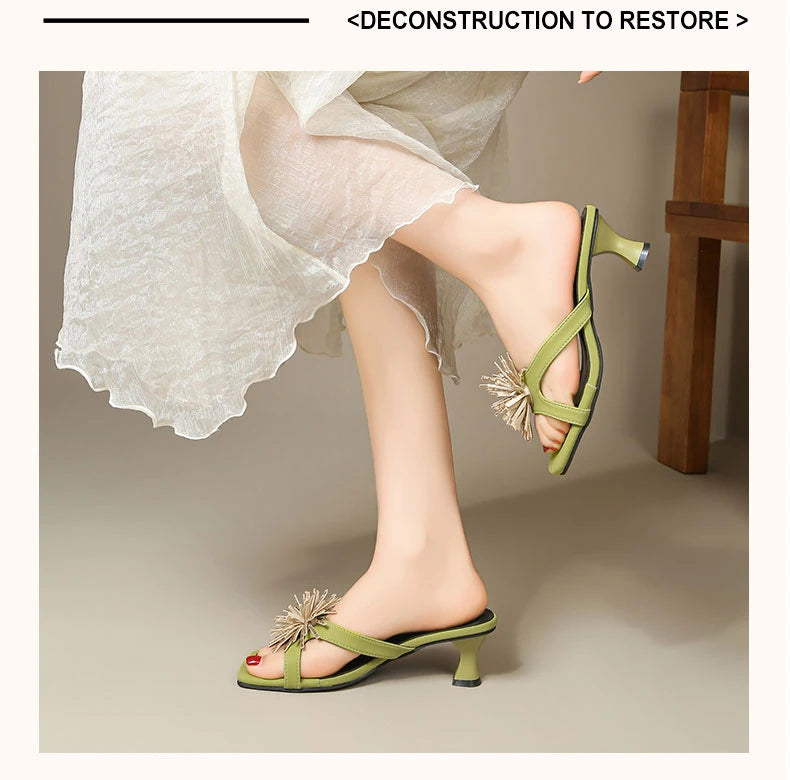 Damen-Sommersandalen 2026 Neue High-End-Outdoor-Trend-Strass-Sandalen mit klobigem Absatz