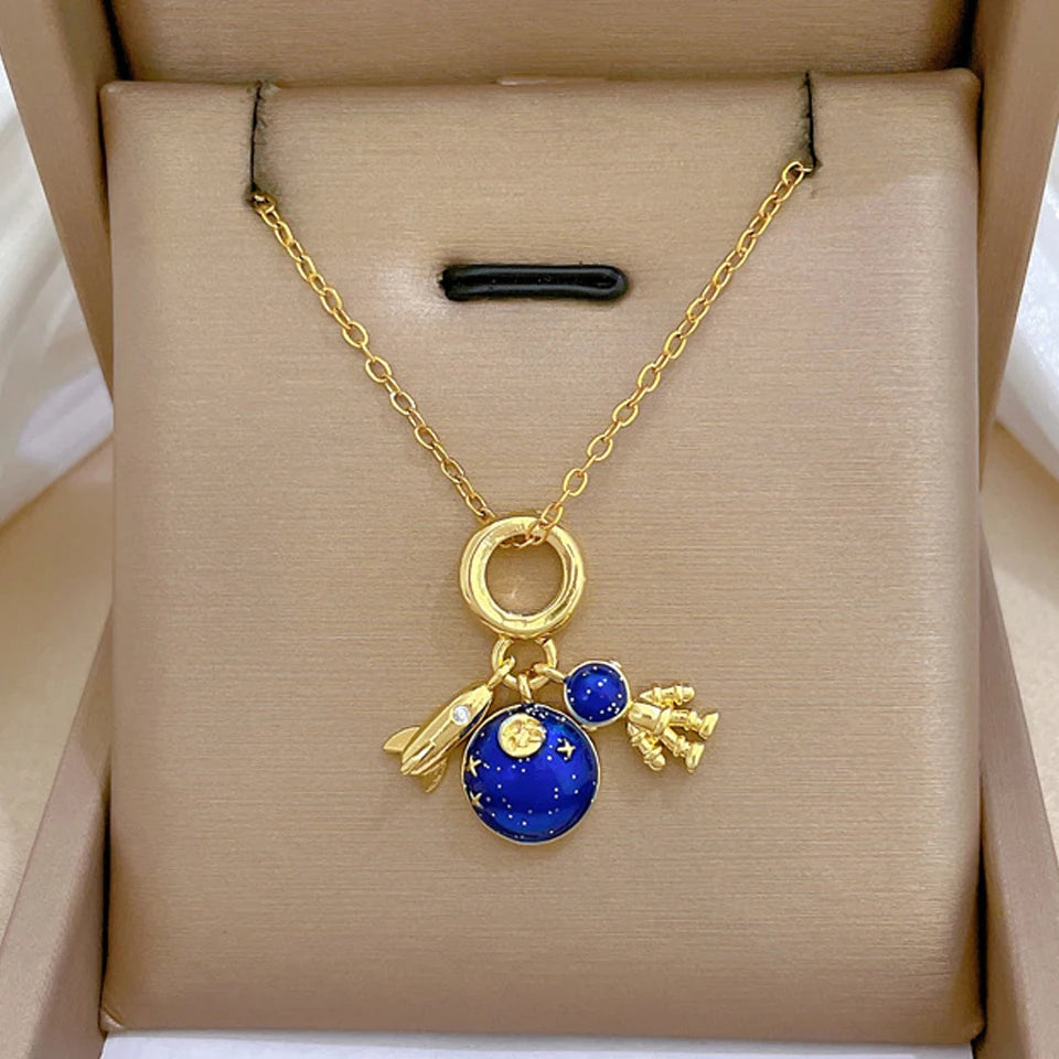 Collana di lusso leggera in acciaio al titanio con serie Star per donna, colore oro, pianeta, luna, astronauta, collane con ciondolo, gioielli, regali