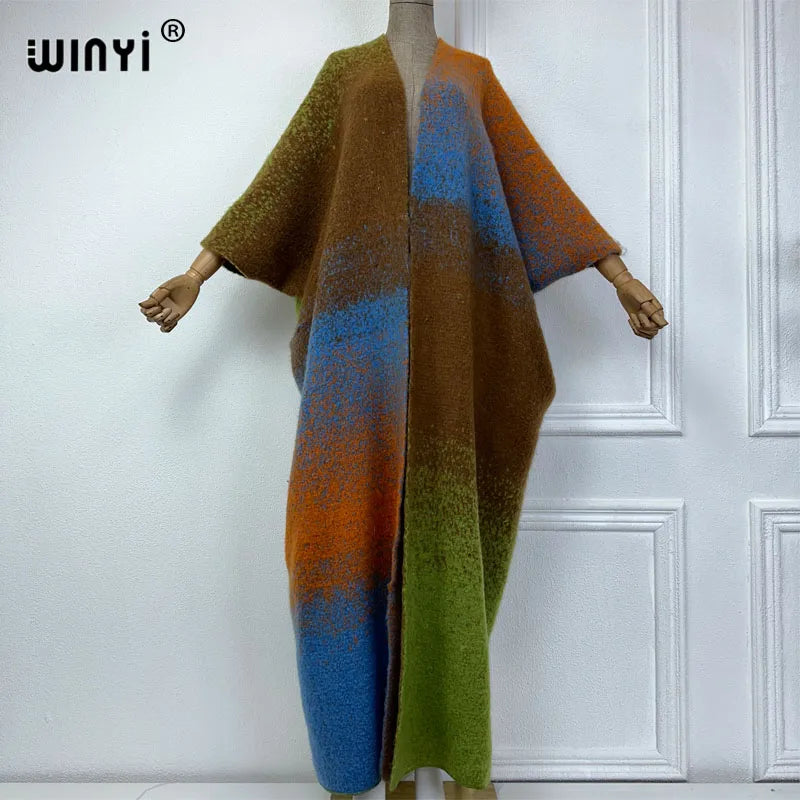 WINYI abiti invernali per le donne cappotto neutro in pelliccia di lusso spesso confortevole caldo cappotto con stampa graduale poncho lungo abito da festa in piuma