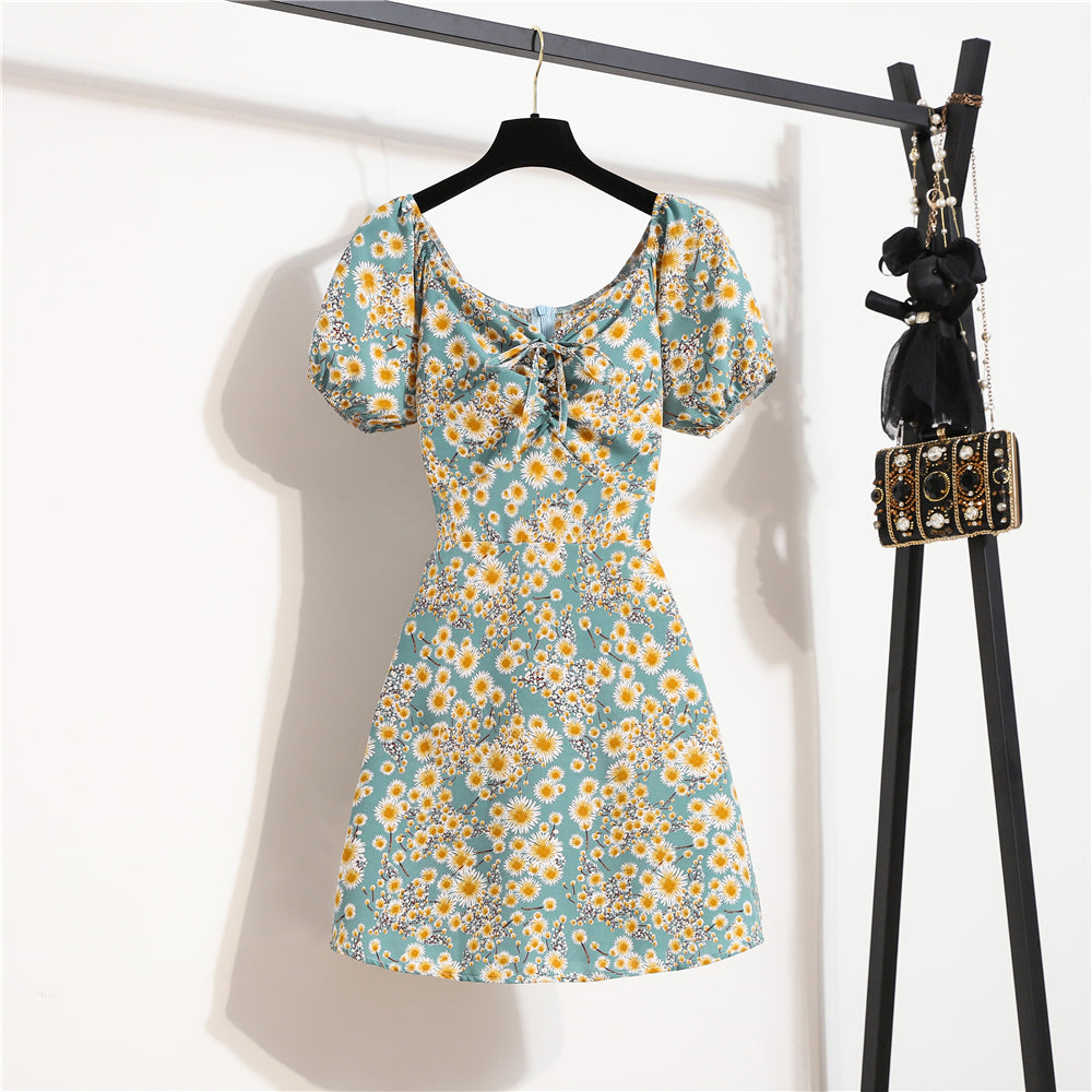 Mini abiti da donna Moda estiva Abiti femminili Stampa Abiti in chiffon floreale Abito casual con maniche corte a pieghe arricciate