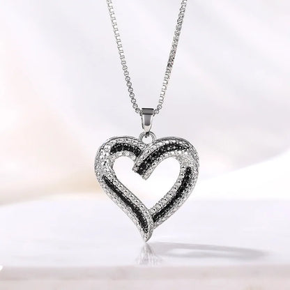 Collana con ciondolo a forma di cuore in stile elegante, design cavo, regalo per la festa della mamma, adatto ai migliori amici senza scatola