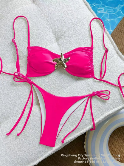 Costume da bagno bikini sexy a tinta unita, due pezzi, ad asciugatura rapida, senza schienale, in tessuto di nylon ad alta elasticità per nuoto e attività acquatiche.
