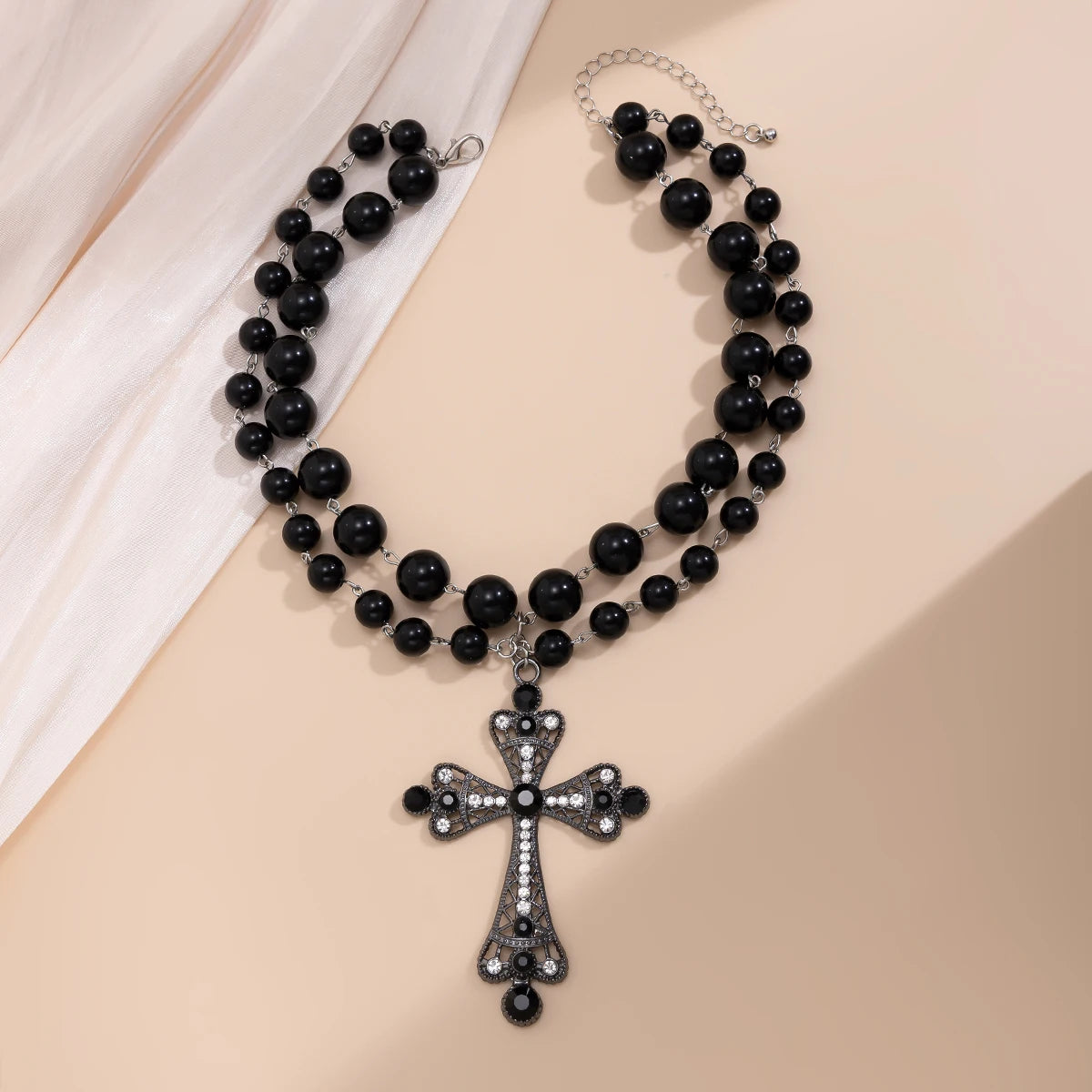 Ingemark multistrato Goth strass croce gesù ciondolo collana girocollo per le donne Vintage perline acriliche regalo di gioielli di Halloween