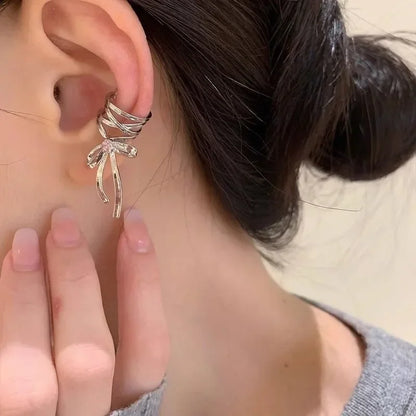 Orecchini con polsino dell'orecchio della farfalla rosa per le donne ragazze Fashion Bowknot No Piercing Clip orecchino Piercing finto Clip di balletto su gioielli