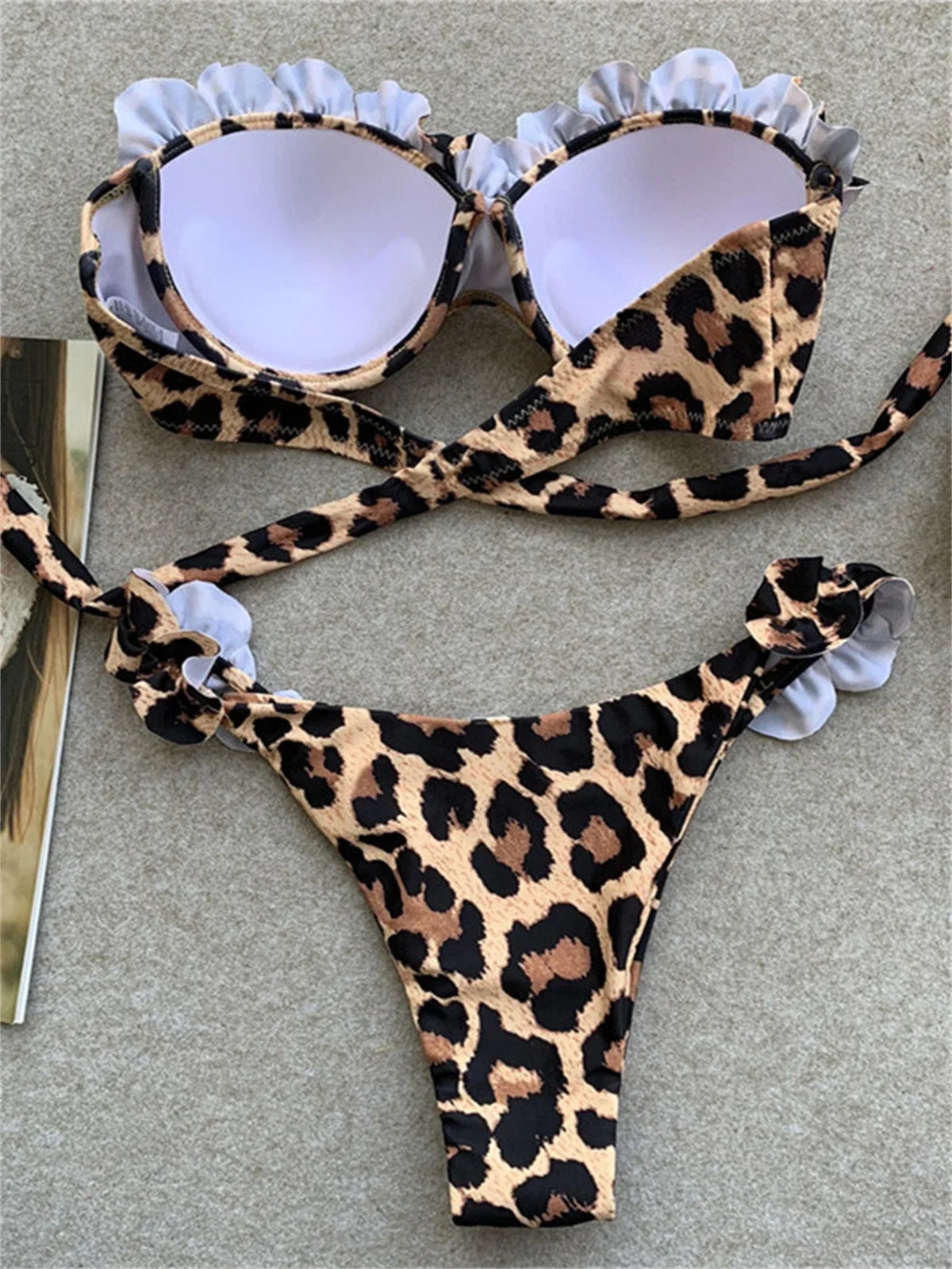 Bikini Sexy con Stampa Animalier Leopardata, Costume da Bagno Push-Up per Donne, Set Bikini 2026, Costume Brasiliano, Top a Fascia, Slip a Perizoma, Abbigliamento da Spiaggia
