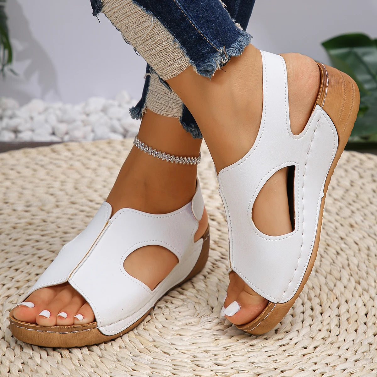 Damen Keilsandalen Plateauschuhe aus Kunstleder Peep Toe Sommer Casual Strandsandalen mit Klettverschluss Bequeme Wanderschuhe Mode Damen Sommer Elegant