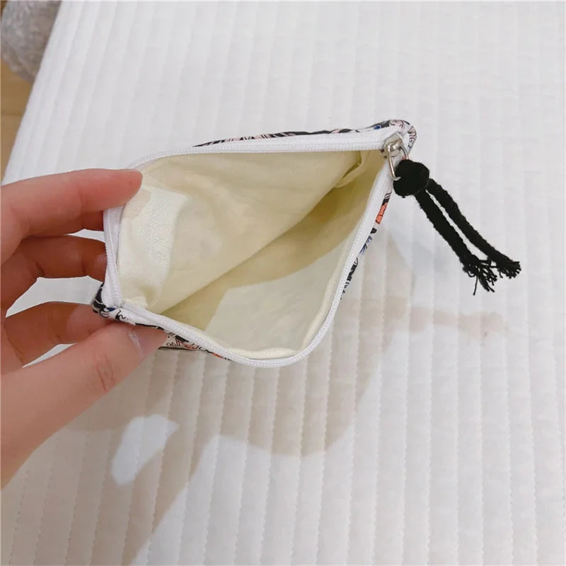 Portamonete in cotone con stampa floreale fresca estiva Mini portaoggetti Borsa in stoffa piccola Borsa per cuffie Borsa per cosmetici da viaggio Borsa per trucco