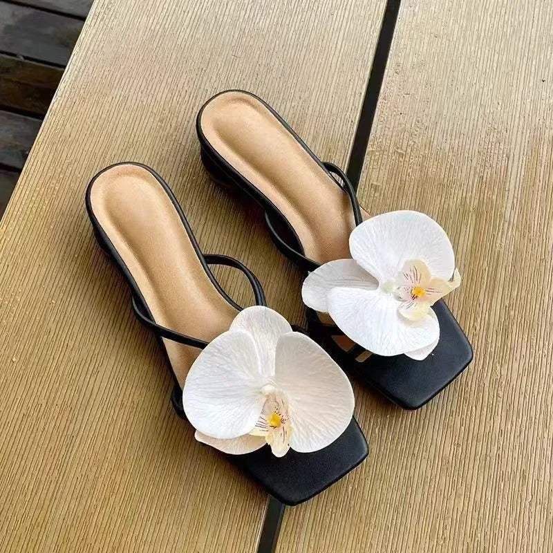 2025 nuovi sandali estivi moda donna comode scarpe antiscivolo da donna sandali con zeppa all'aperto casual da spiaggia di grandi dimensioni
