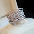 Huitan Mode Mehrschichtiger Glänzender Zirkonring Luxus Frauen Hochzeit Party Schmuck Wunderschöne Breite Finger Accessoires für Damen