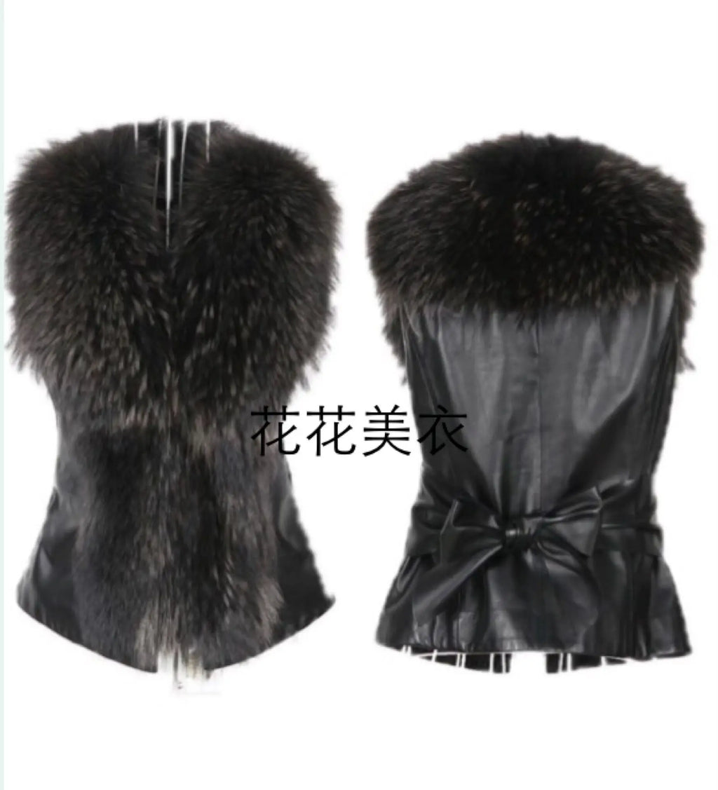 Nuove donne di inverno gilet di pelliccia femminile gilet di pelle PU 2026 nuove signore in pelle PU splicing collo di pelliccia di volpe sintetica giacca senza maniche