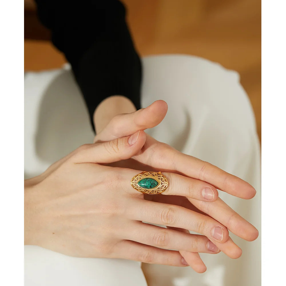 Yhpup Anello aperto in acciaio inossidabile con pietra naturale verde vintage, colore geometrico, gioielli alla moda iperbolici alla moda per le donne