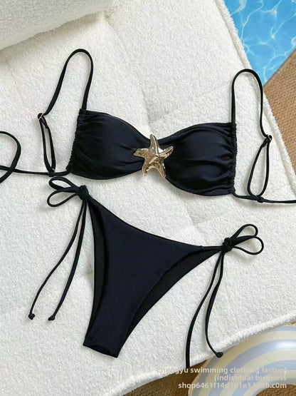 Costume da bagno bikini sexy a tinta unita, due pezzi, ad asciugatura rapida, senza schienale, in tessuto di nylon ad alta elasticità per nuoto e attività acquatiche.
