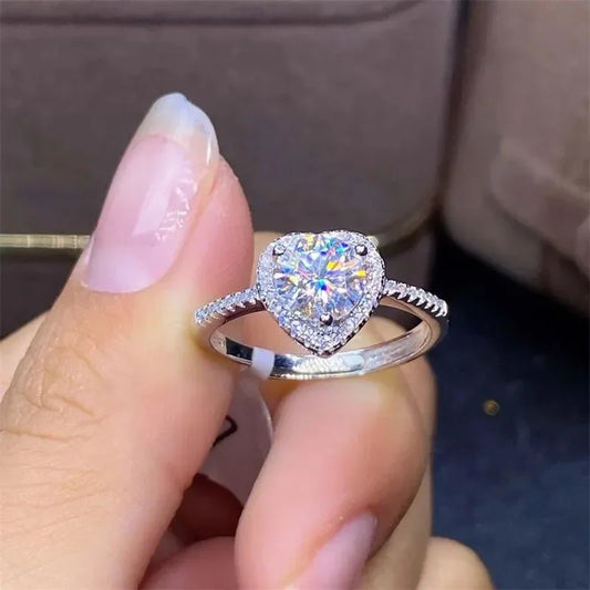 Anello con zircone d'amore semplice e alla moda per anello di fidanzamento per matrimonio da donna, regalo squisito per festival