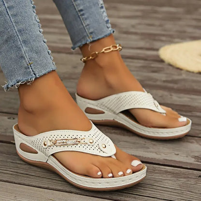 Sandales Orthopédiques d'Été pour Femmes, Nouvelles Tongs Orthopédiques avec Support de Voûte Plantaire, Claquettes à Semelle Épaisse Antidérapante pour Usage Quotidien et Plage
