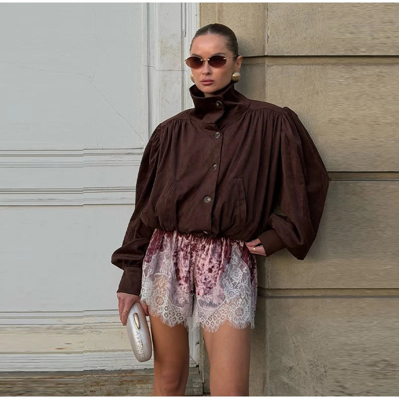 Pantaloncini Verdi in Velluto con Bordo in Pizzo, Casual da Donna a Vita Alta, Gamba Dritta, Nuovi Modelli 2026, Outfit Estivo da Spiaggia per Vacanze