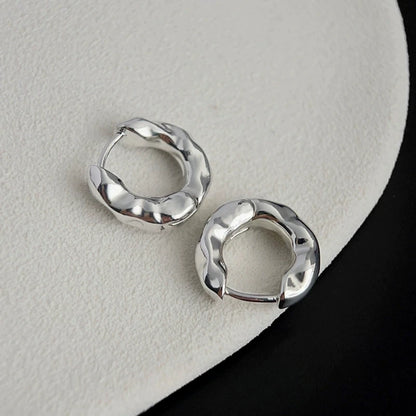 Orecchini a Cerchio in Acciaio Inossidabile Color Oro per Donne, Semplici Orecchini a Doppio Anello con Zirconia Cubica, Gioielli per Piercing alla Cartilagine