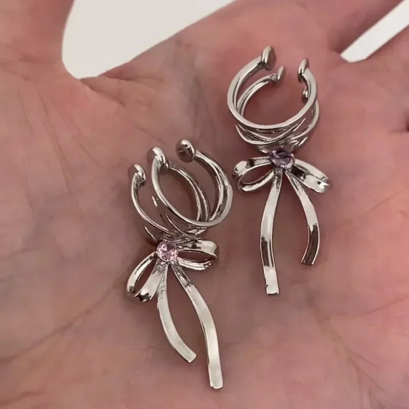 Orecchini con polsino dell'orecchio della farfalla rosa per le donne ragazze Fashion Bowknot No Piercing Clip orecchino Piercing finto Clip di balletto su gioielli