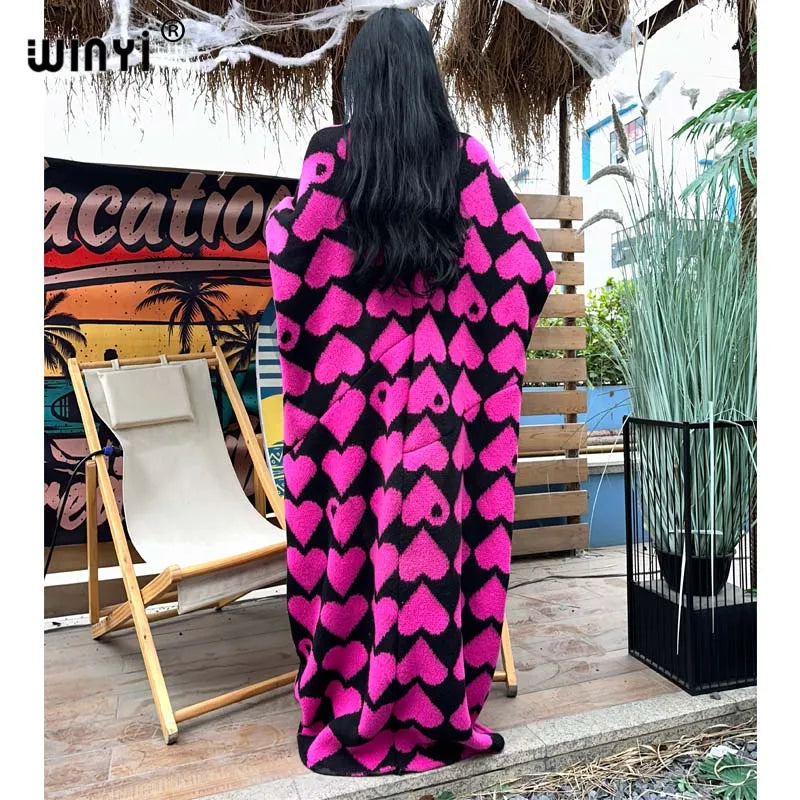WINYI new Love stampato irregolare cardigan invernale donna kimono lavorato a maglia abito da festa di moda spesso caldo femminile abaya holiday coat