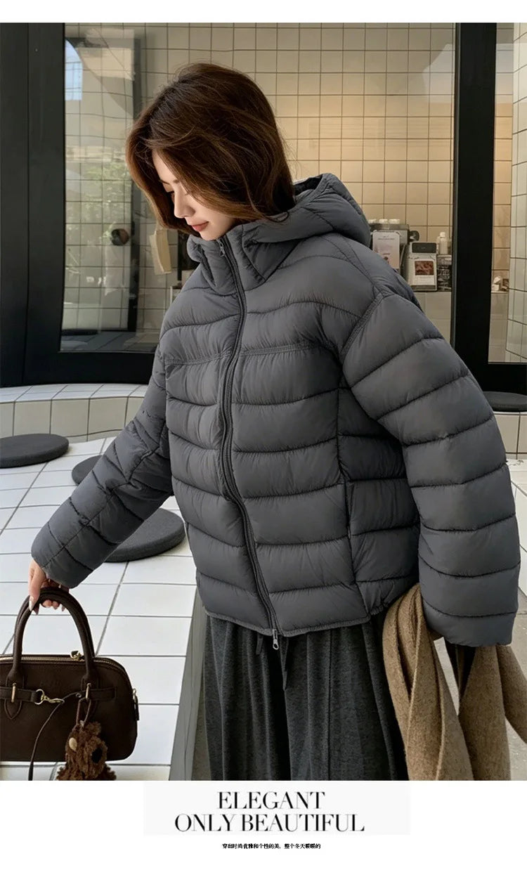 Nuovo Piumino Corto con Cappuccio in Cotone per Donna, Inverno 2026