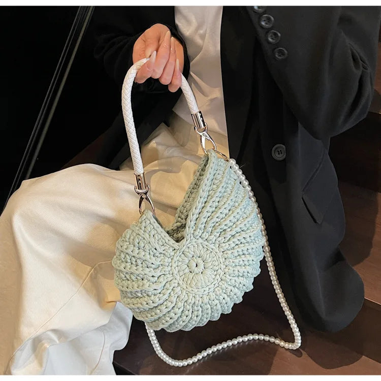 Borse a tracolla da donna all'uncinetto a forma di conchiglia creativa Divertenti catene di perle carine Borsa a tracolla in tessuto fatto a mano Novità piccole borse