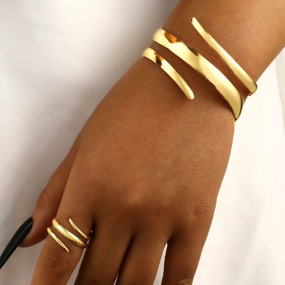 Ensemble de bijoux bracelet et bague épais européens et américains pour femmes, couleur or, ligne géométrique, combinaison bracelet et bague, ensemble cadeau