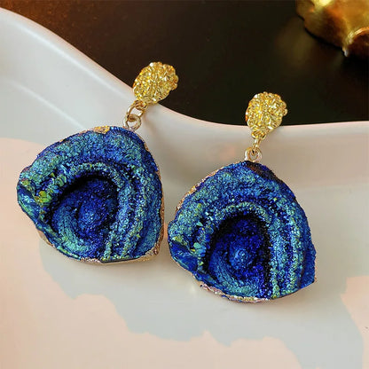 Orecchini Pendenti a Goccia con Conchiglia di Abalone per Donne, Orecchini Pendenti in Resina Colorata Effetto Sfumato, Gioielli per Orecchie a Semicerchio Eleganti K