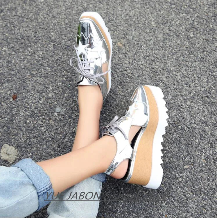 Genuine Leather Buckle Strap Sandals Breathable Sneakers Stars women summer rivets shoes Korean Style Platform Casual Shoes