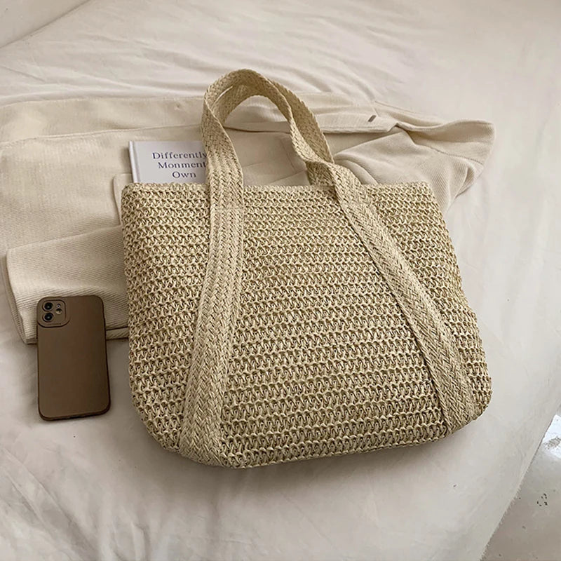 Borsa a tracolla tessuta estiva borsa da spiaggia da donna borsa da viaggio con nappe da viaggio in paglia lavorata a maglia fatta a mano di grande capacità