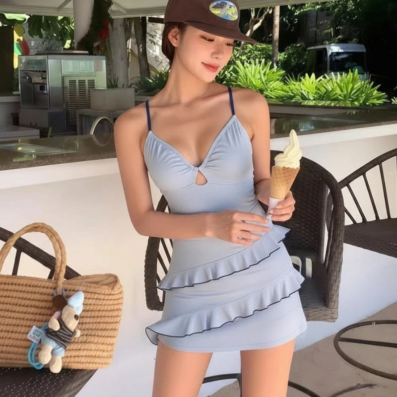 INS Style Sexy Push-up Brust Einteiler Badeanzug Damen Träger Rüschenbesatz Schmale Passform Süß und doch verführerisch Minimalistisch für Strandurlaub