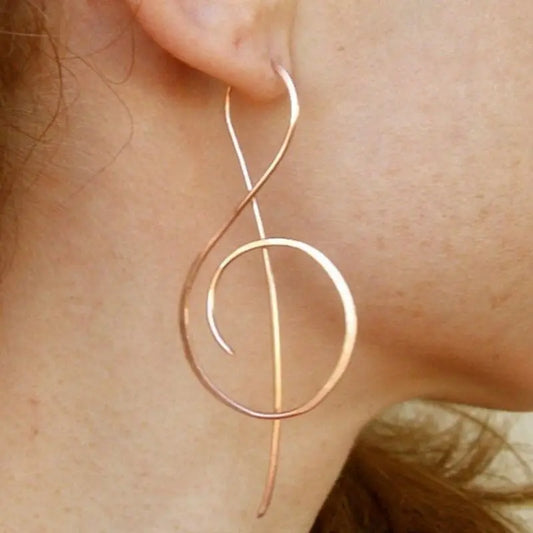 Orecchini con simbolo musicale alla moda per le donne Orecchini semplici con chiave tripla Nota Personalità della moda Temperamento Gioielli femminili 1 paio