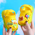 Scarpe estive per bambiniSandali Foro Scarpe per bambini Pantofole Morbide antiscivolo Design dei cartoni animati Foro Scarpe per bambini Spiaggia sabbiosa per le ragazze dei ragazzi