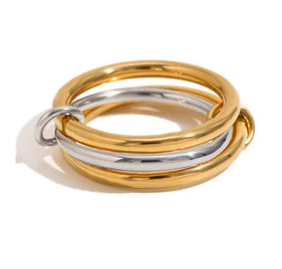 Un anello di gioielli in rame a quattro anelli bicolore di nicchia, ipoallergenico, stile Ins, artefatto impilabile, adatto per gioielli di giovani donne