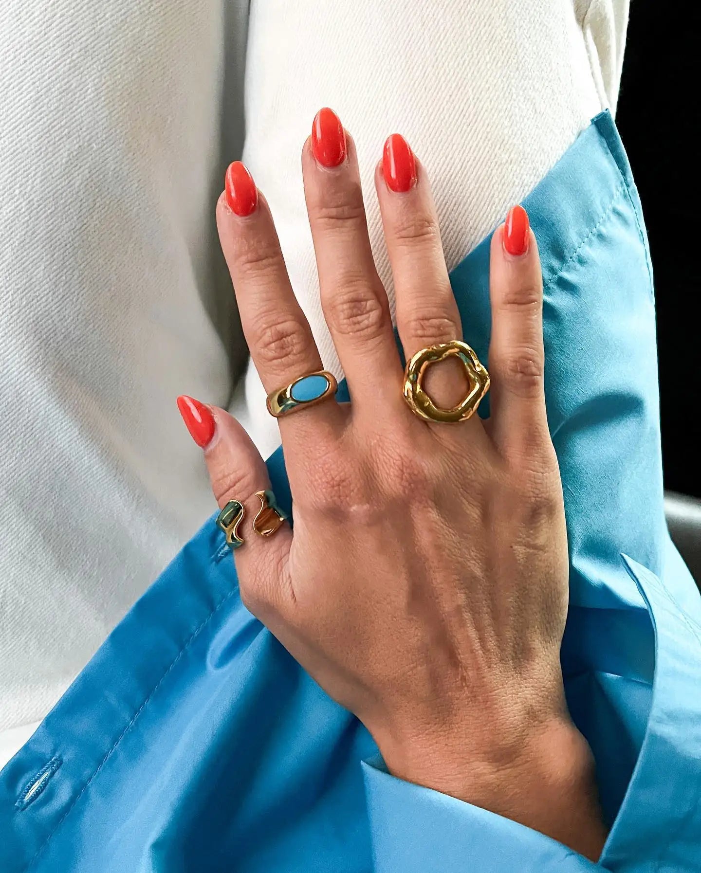 Uworld Anello geometrico largo in acciaio inossidabile di alta qualità Colore oro 18 carati Impermeabile Moda minimalista Dichiarazione Gioielli con fascino Wome