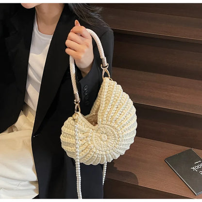 Borse a tracolla da donna all'uncinetto a forma di conchiglia creativa Divertenti catene di perle carine Borsa a tracolla in tessuto fatto a mano Novità piccole borse