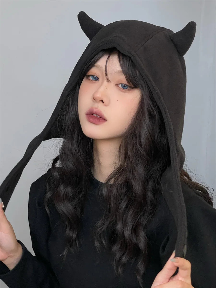 Fashion Demons Beanie cappelli per donna uomo autunno inverno regolabile tenere in caldo paraorecchie cappello Trendy Halloween Party Devil Horn Caps