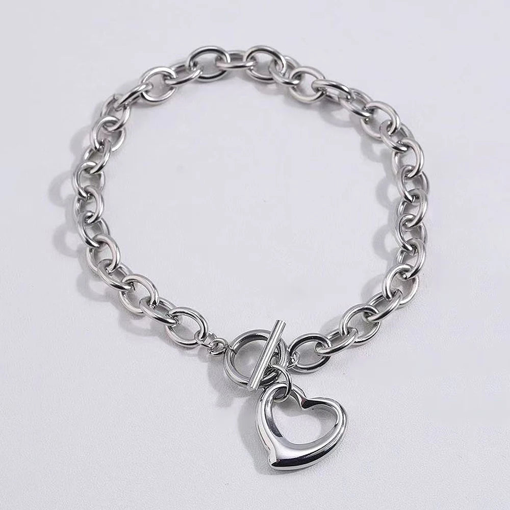 Aomogo Set INS Exquisite Love Fashion Bracciale in acciaio inossidabile Orecchini Collana Set di ciondoli Articoli quotidiani per le donne Bomboniere