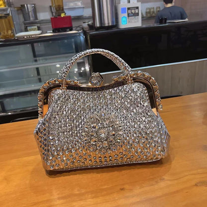 Borsa a tracolla di alta qualità da donna estate 2024 nuova borsa a tracolla di nicchia con texture esplosiva borsa di grande capacità tempestata di diamanti