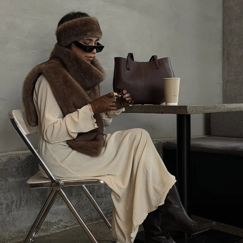Pullover lavorati a maglia a collo alto scozzese da donna Chic manica lunga maglione corto caldo allentato Lady Autunno Inverno Pendolarismo Maglieria da strada
