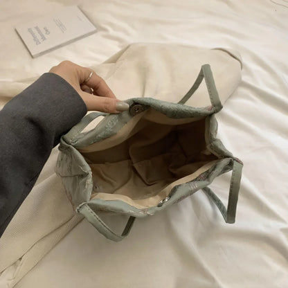 Borsa a tracolla da donna alla moda ricamata in stile cinese di vendita caldo 2026 Borsa di grande capacità di nuova tendenza estiva