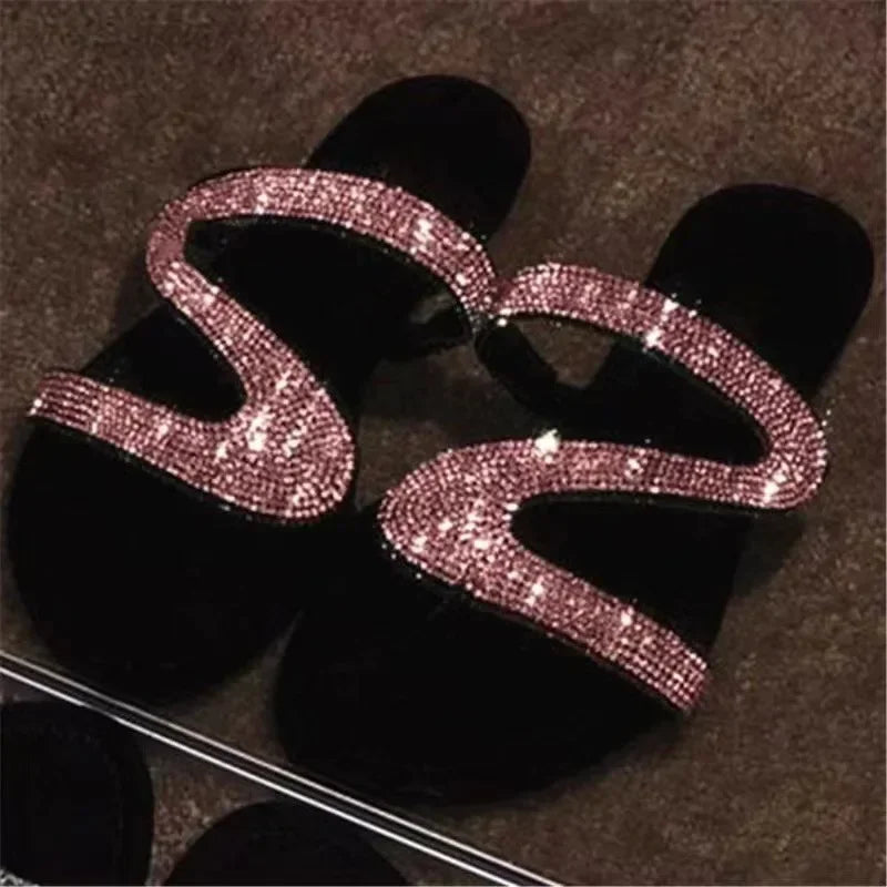 Sandales sexy pour femmes Plage d'été Bouche peu profonde Strass Défilé de mode pour femmes Chaussures confortables et légères Sandales féminines