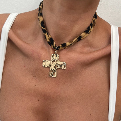 Ingemark 7 Stili Etnici Multistrato Collana a catena in velluto Donna 2025 Nuova moda Conchiglia in metallo Stella marina Cuore Ciondolo Collo Gioielli
