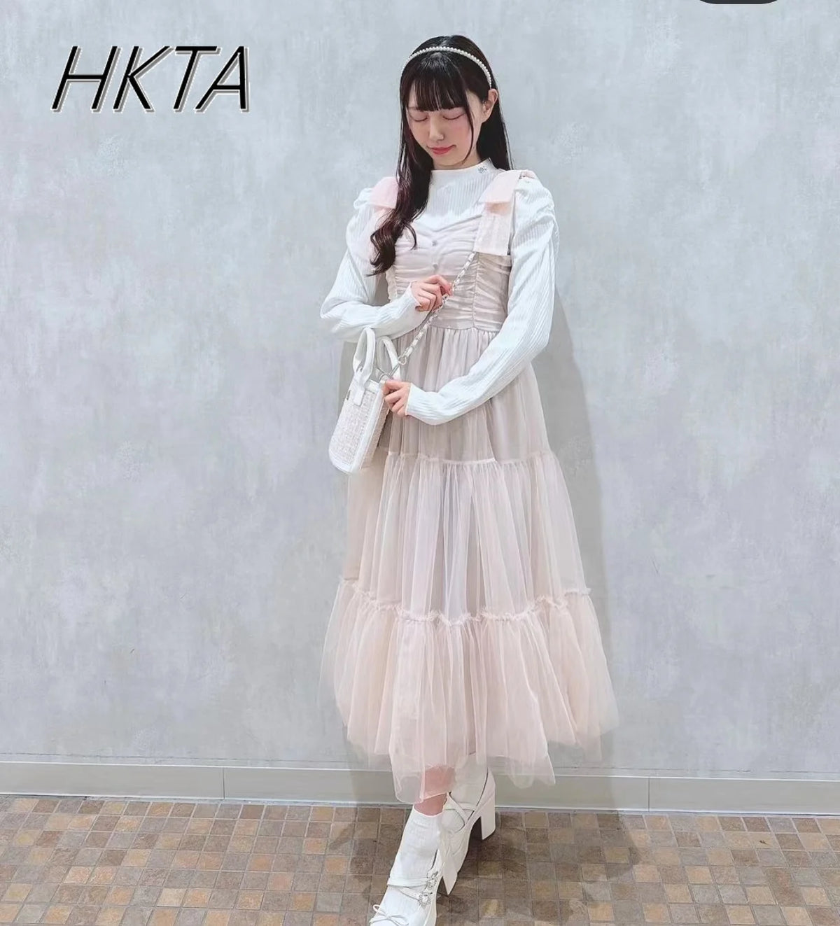 Abiti da donna di nicchia in stile giapponese Primavera Estate Autunno Ragazza Dolce fiocco Abito in rete Lolita Abito lungo con bretelle da fata carina