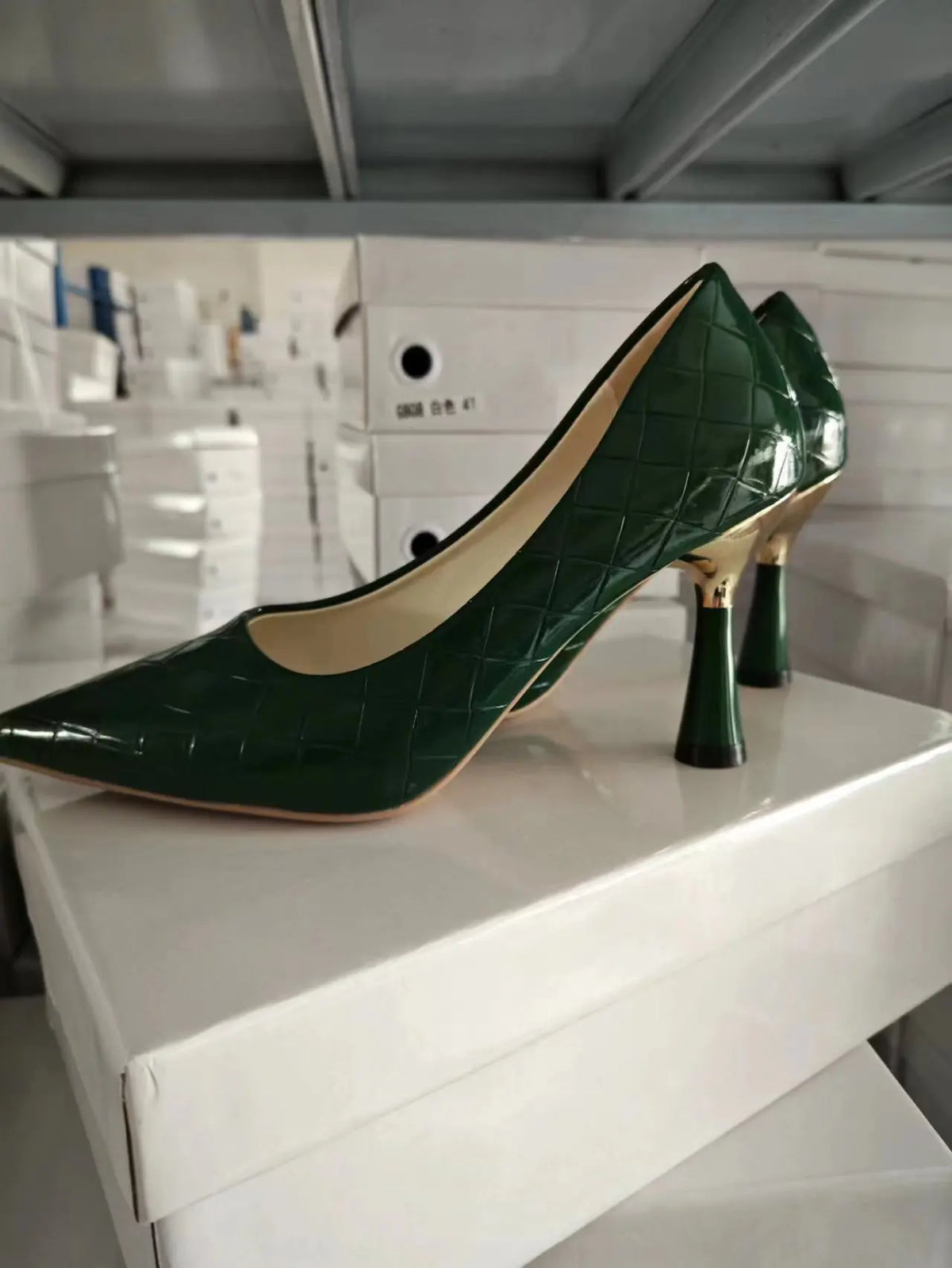 Tacchi alti Casual classici scozzesi verdi nuovo modello scarpe Oversize moda In rilievo In primavera ed estate 2023 décolleté scarpe da donna