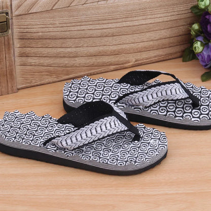 New Fashion Summer Massage Infradito Pantofole da uomo Sandali da spiaggia Comodi scarpe casual da uomo Moda Uomo Infradito Calzature