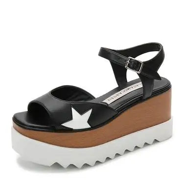 Genuine Leather Buckle Strap Sandals Breathable Sneakers Stars women summer rivets shoes Korean Style Platform Casual Shoes