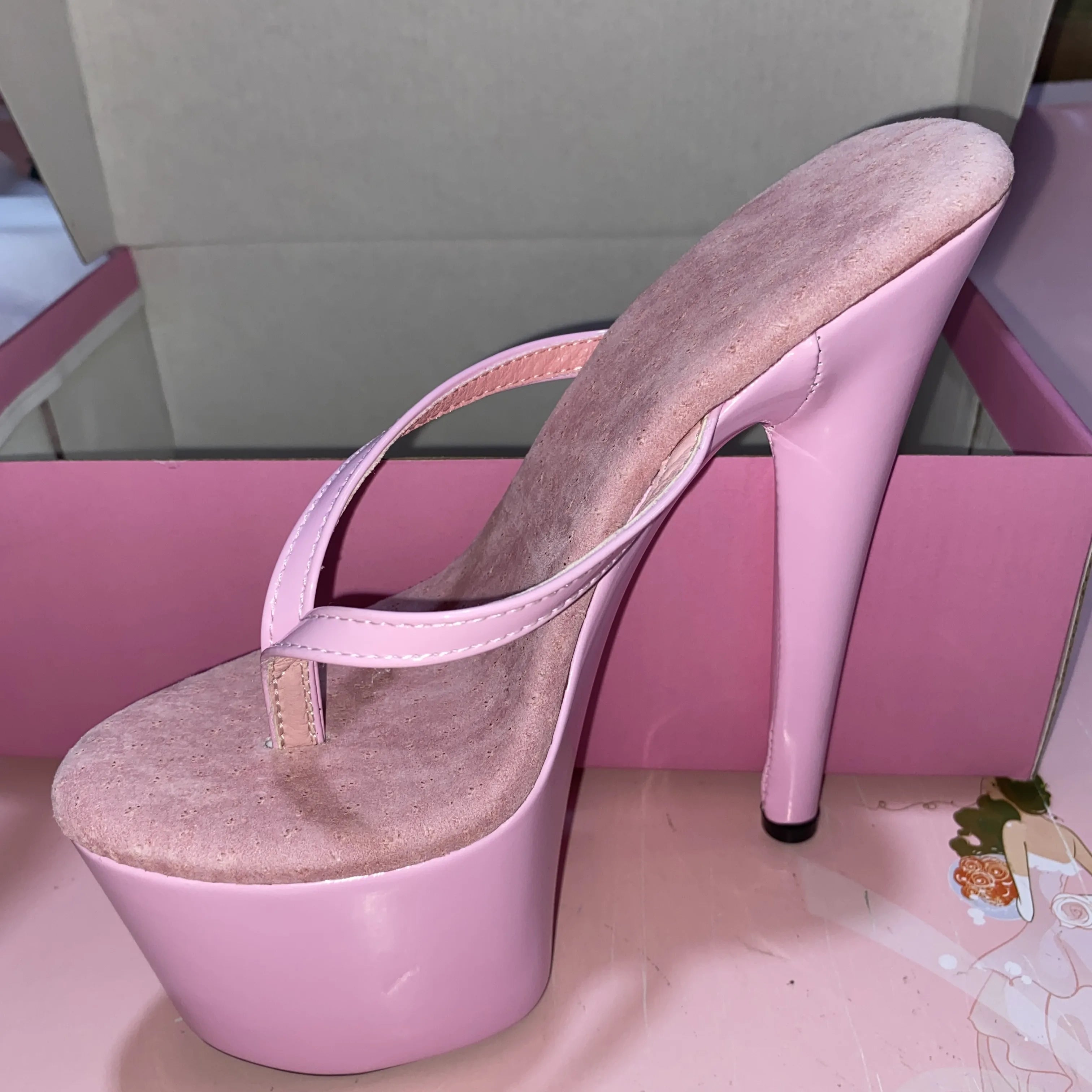 I colori alla moda possono essere personalizzati Infradito da principessa da 15-20 cm, tacchi da discoteca sexy, estate, pantofole a spillo da 6-8 pollici